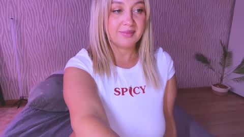 Eva online show from November 24, 2025, 6:57 am