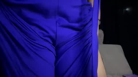 lau li online show from October 10, 2025, 9:08 am