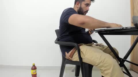 Snapshot of big_dad69 chatting on September 28, 2025, 2:39 am Tommy online show from September 28, 2025, 2:39 am