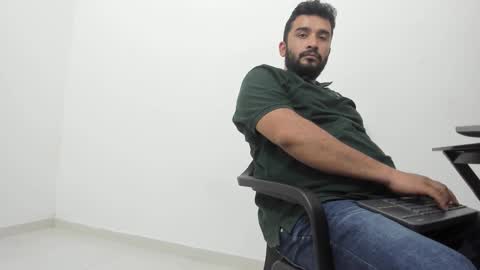 Snapshot of big_dad69 chatting on October 2, 2025, 2:18 am Tommy online show from October 2, 2025, 2:18 am