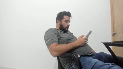 Snapshot of big_dad69 chatting on October 5, 2025, 1:59 am Tommy online show from October 5, 2025, 1:59 am