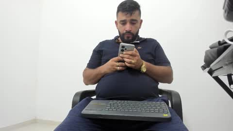 Snapshot of big_dad69 chatting on October 26, 2025, 5:30 pm Tommy online show from October 26, 2025, 5:30 pm