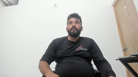 Snapshot of big_dad69 chatting on November 24, 2025, 1:38 am Tommy online show from November 24, 2025, 1:38 am