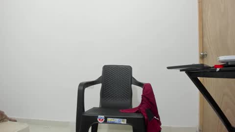 Snapshot of big_dad69 chatting on December 2, 2025, 4:13 pm Tommy online show from December 2, 2025, 4:13 pm