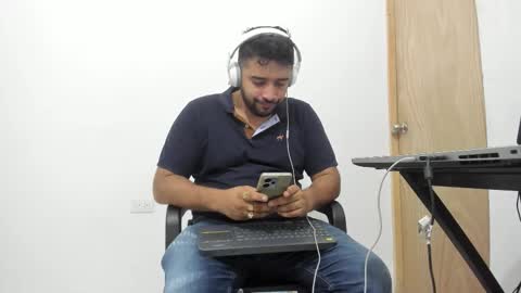 Snapshot of big_dad69 chatting on December 20, 2025, 8:27 pm Tommy online show from December 20, 2025, 8:27 pm