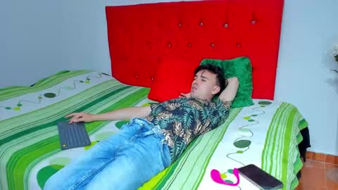 john and cris online show from February 7, 2025, 11:34 pm