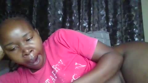 Snapshot of big_diva chatting on June 2, 2026, 12:45 am big_diva online show from June 2, 2026, 12:45 am