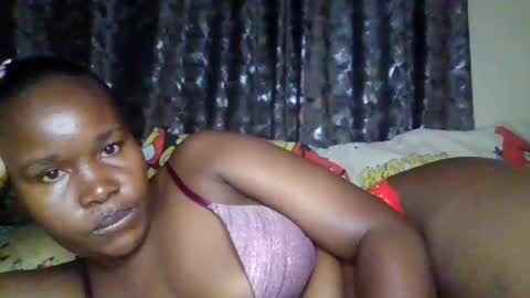 Snapshot of big_diva chatting on July 21, 2026, 11:01 am big_diva online show from July 21, 2026, 11:01 am