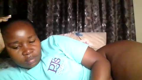 Snapshot of big_diva chatting on July 30, 2026, 3:27 am big_diva online show from July 30, 2026, 3:27 am