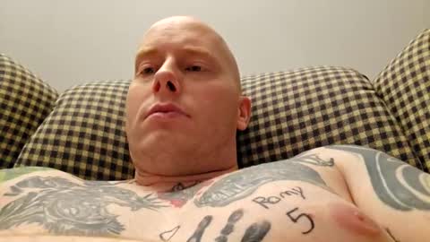 Snapshot of big_mat1988 chatting on February 8, 2025, 2:15 am big_mat1988 online show from February 8, 2025, 2:15 am