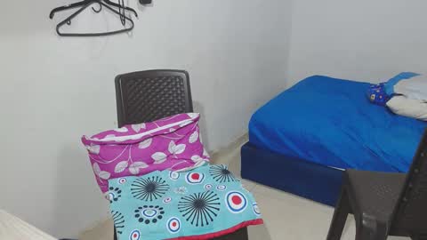 Snapshot of big_small_horny chatting on February 23, 2025, 9:26 pm Milena And Luz online show from February 23, 2025, 9:26 pm