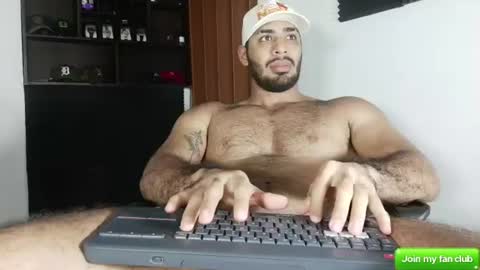 Hot Versx online show from July 22, 2026, 7:49 pm