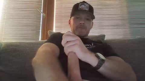 Bigapolllo online show from November 8, 2025, 1:22 pm