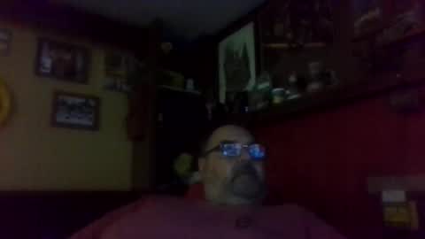 bigbear1971 online show from December 22, 2024, 10:04 pm