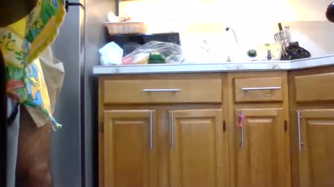 Snapshot of bigbee198825 chatting on November 4, 2025, 4:17 pm bigbee198825 online show from November 4, 2025, 4:17 pm