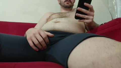Snapshot of bigbelly221 chatting on June 17, 2026, 8:32 pm bigbelly221 online show from June 17, 2026, 8:32 pm