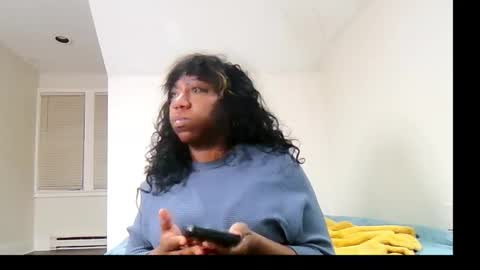 Snapshot of bigboobs_bouncin chatting on February 18, 2026, 1:45 am Ashley online show from February 18, 2026, 1:45 am