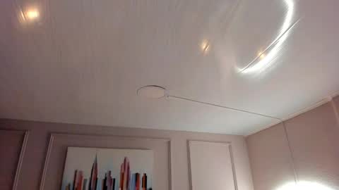   online show from April 16, 2026, 10:05 am