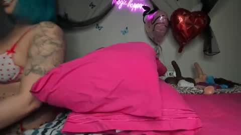 bigbuttsarena online show from February 14, 2025, 10:47 pm