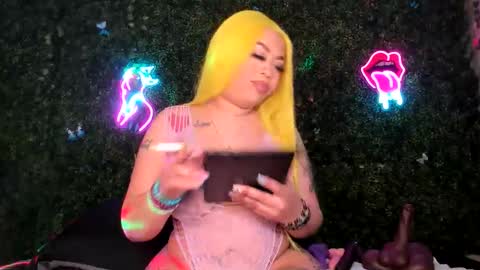 bigbuttsarena online show from March 16, 2026, 7:12 am