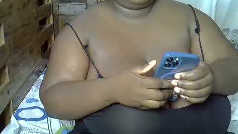 Snapshot of bigchocotities chatting on February 5, 2025, 5:30 am bigchocotities online show from February 5, 2025, 5:30 am