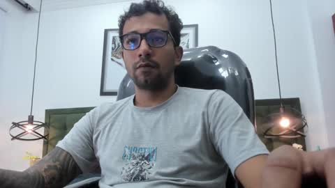 bigcock_hair online show from February 25, 2026, 10:52 pm