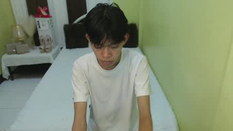 Snapshot of bigcock_kerbzz chatting on November 17, 2025, 1:17 pm bigcock_kerbzz online show from November 17, 2025, 1:17 pm