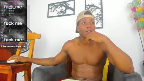 Snapshot of bigcock_latin01 chatting on December 24, 2024, 7:49 am sexy muscle online show from December 24, 2024, 7:49 am
