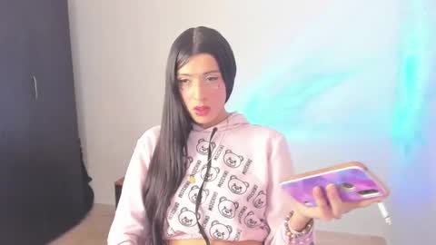 Snapshot of bigcock_luci chatting on December 22, 2024, 5:01 am bigcock_luci online show from December 22, 2024, 5:01 am