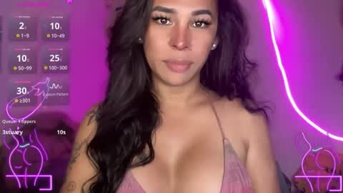 queen amanda online show from December 21, 2025, 5:25 am