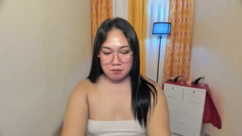 BABY LEXIE online show from March 19, 2026, 6:34 pm