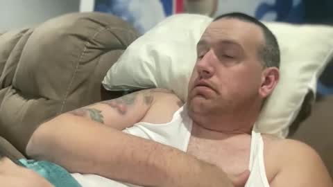 bigcocksuckingslut online show from January 6, 2026, 1:20 am