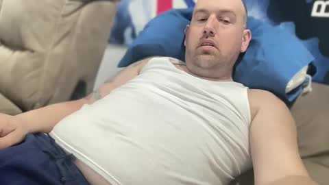 bigcocksuckingslut online show from March 15, 2026, 3:07 pm