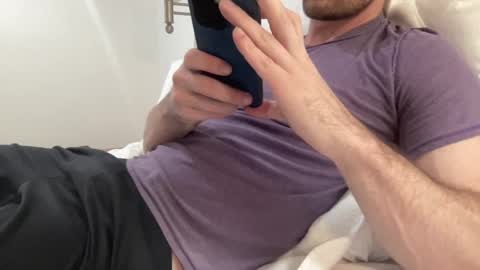 bigcollegecock69690 online show from February 5, 2025, 1:58 am