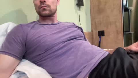 bigcollegecock69690 online show from March 12, 2025, 12:10 am