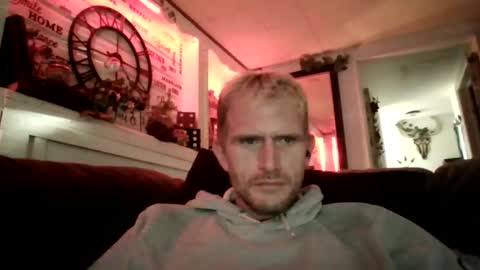 Snapshot of bigdickdawg90 chatting on March 13, 2026, 3:18 pm bigdickdawg90 online show from March 13, 2026, 3:18 pm