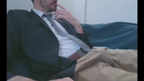 bigcocky online show from May 18, 2026, 2:45 pm