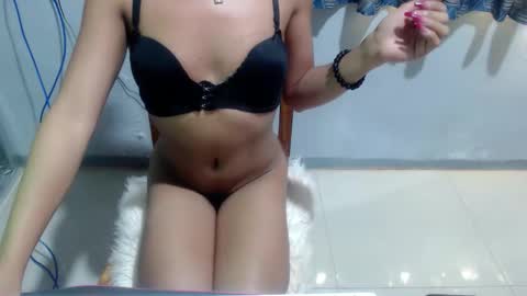 roberta online show from November 22, 2025, 7:29 am