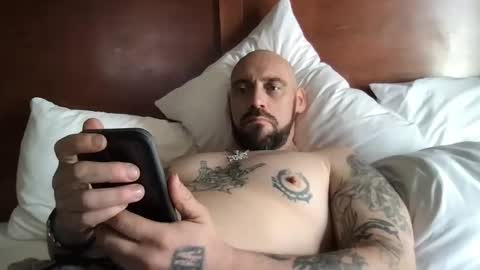 bigdikdaddydrew69 online show from December 17, 2024, 8:32 pm