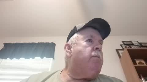 bigeoo76 online show from May 29, 2026, 6:06 pm