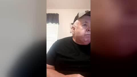 bigeoo76 online show from July 8, 2026, 8:35 pm