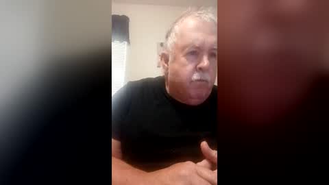 bigeoo76 online show from July 25, 2026, 8:39 pm