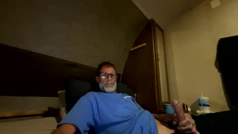 Snapshot of biggcock27 chatting on October 31, 2025, 12:11 am biggcock27 online show from October 31, 2025, 12:11 am