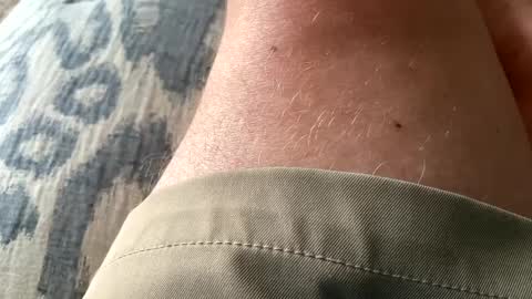 bigger22332233 online show from September 12, 2025, 6:19 pm