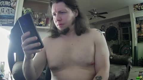 biggerisbetter21 online show from February 17, 2025, 12:05 pm