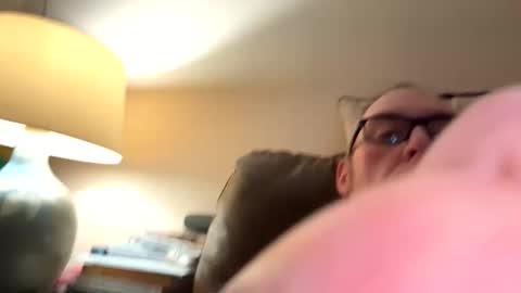 biggloves4bighands online show from December 17, 2025, 11:27 am