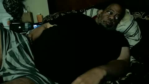 biggyscorpio online show from December 15, 2025, 8:07 am