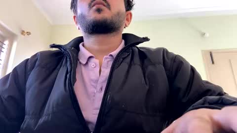 bighandsomesatisfy online show from December 31, 2024, 7:53 am