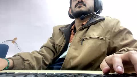 bighandsomesatisfy online show from February 26, 2025, 11:20 am