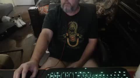 bighugmugg online show from November 30, 2025, 5:50 pm